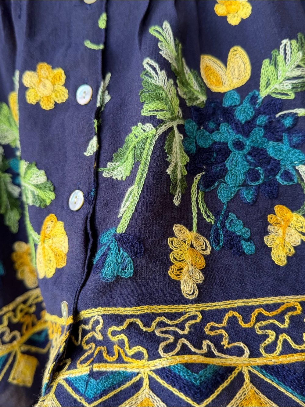 Hope Springs NWT Top Size Large Blue & Yellow Embroidered Beauty! Excellent! - Picture 5 of 7